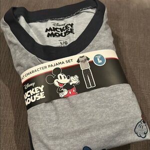 DISNEY Mickey Mouse Pajama Set NWT